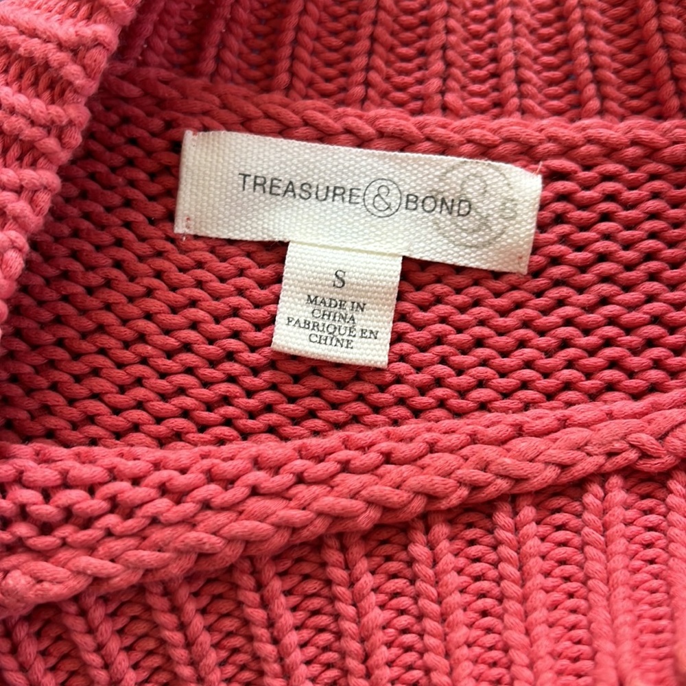 Oversized Sweater - Picture 2 of 2